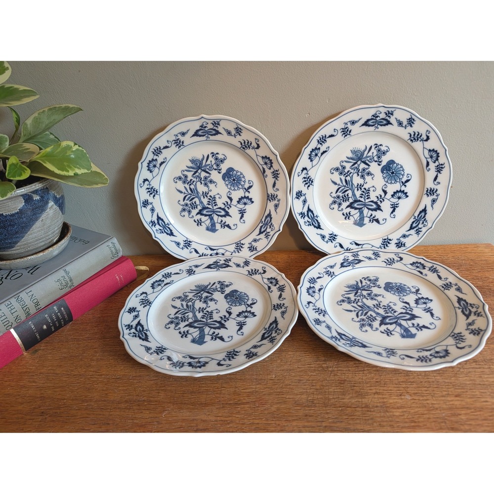 Blue Danube Salad Plates Set of 4 Vintage Blue White Onion Pattern 8.75" READ***